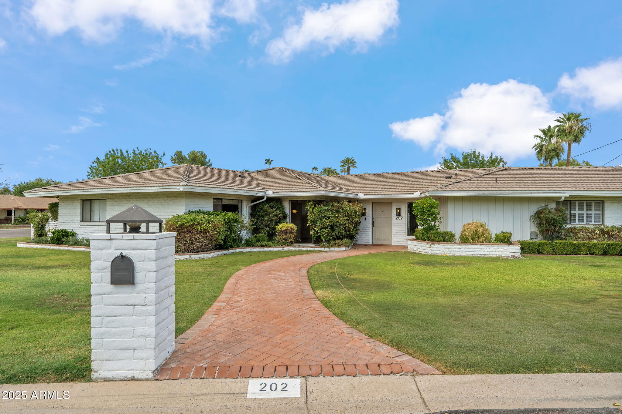 202 E STATE Avenue