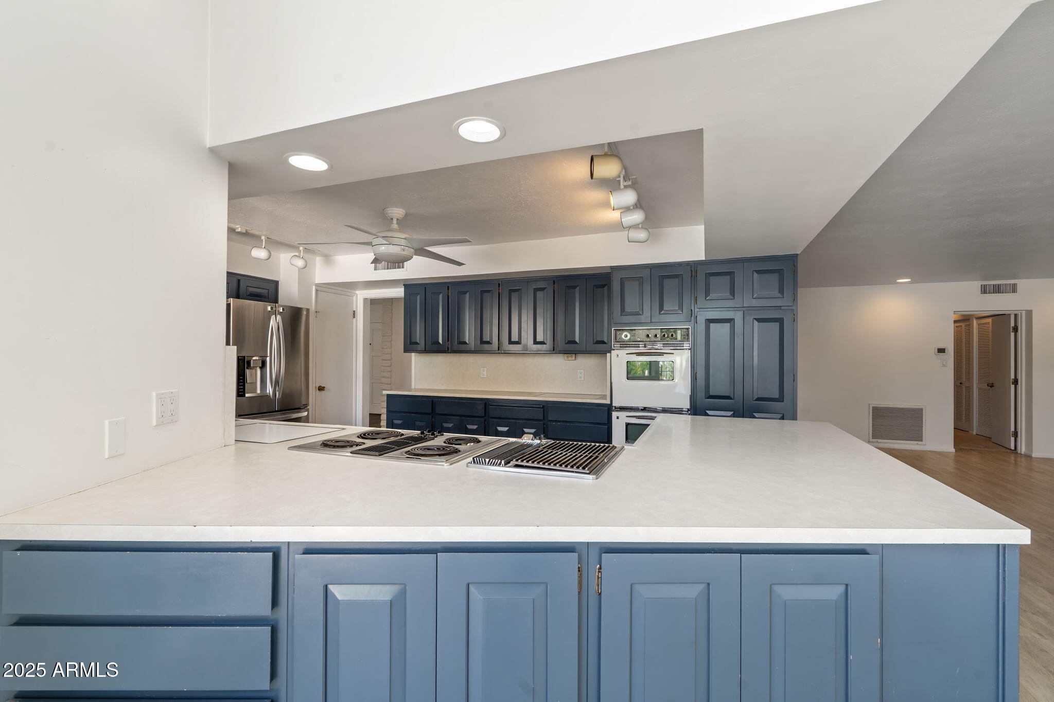 202 E STATE Avenue