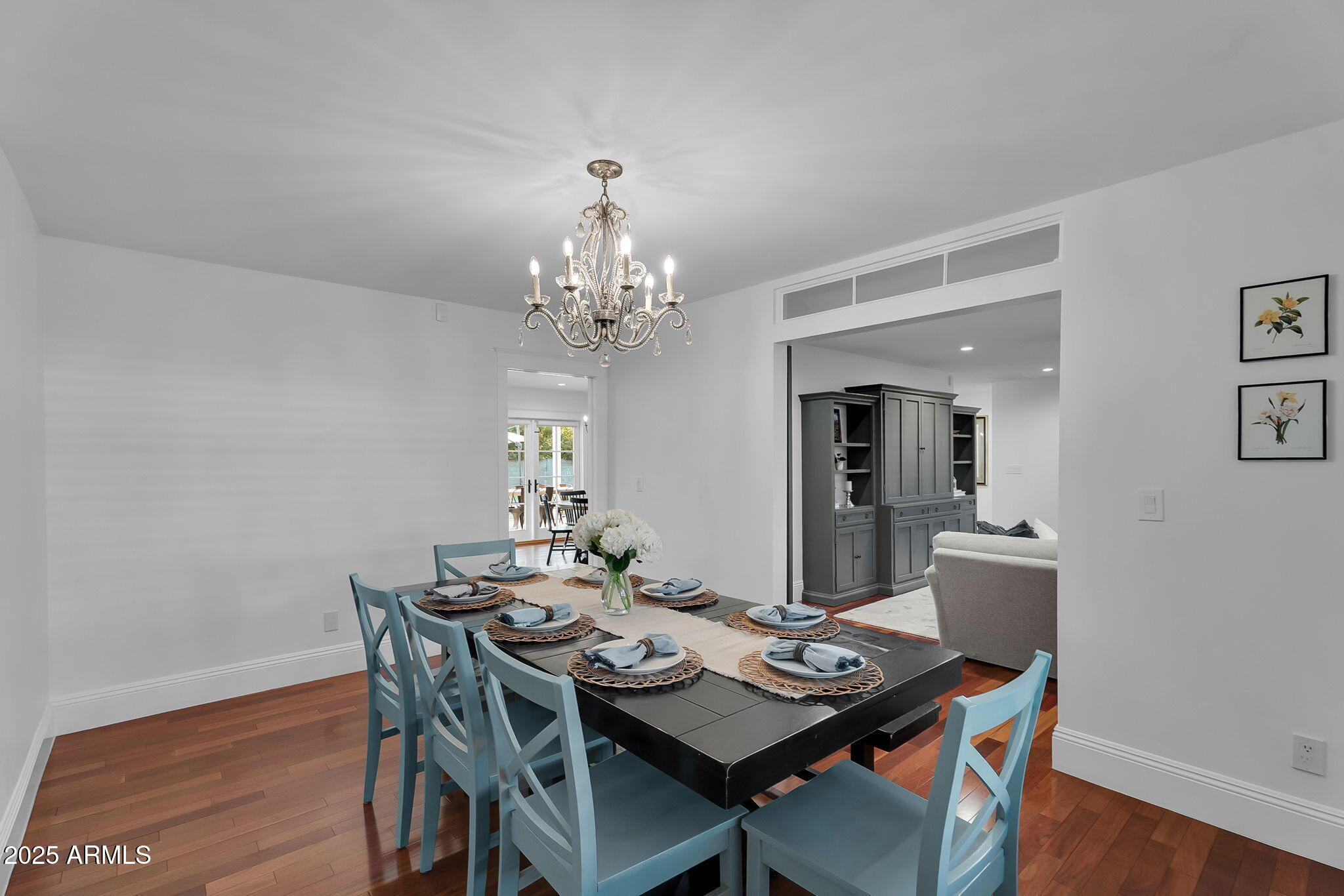 229 W BERRIDGE Lane