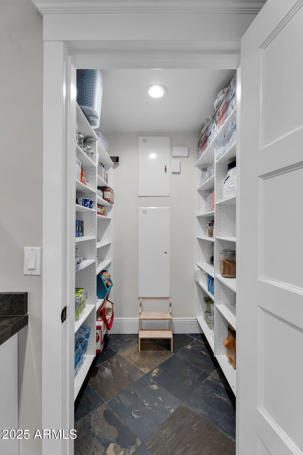 229 W BERRIDGE Lane