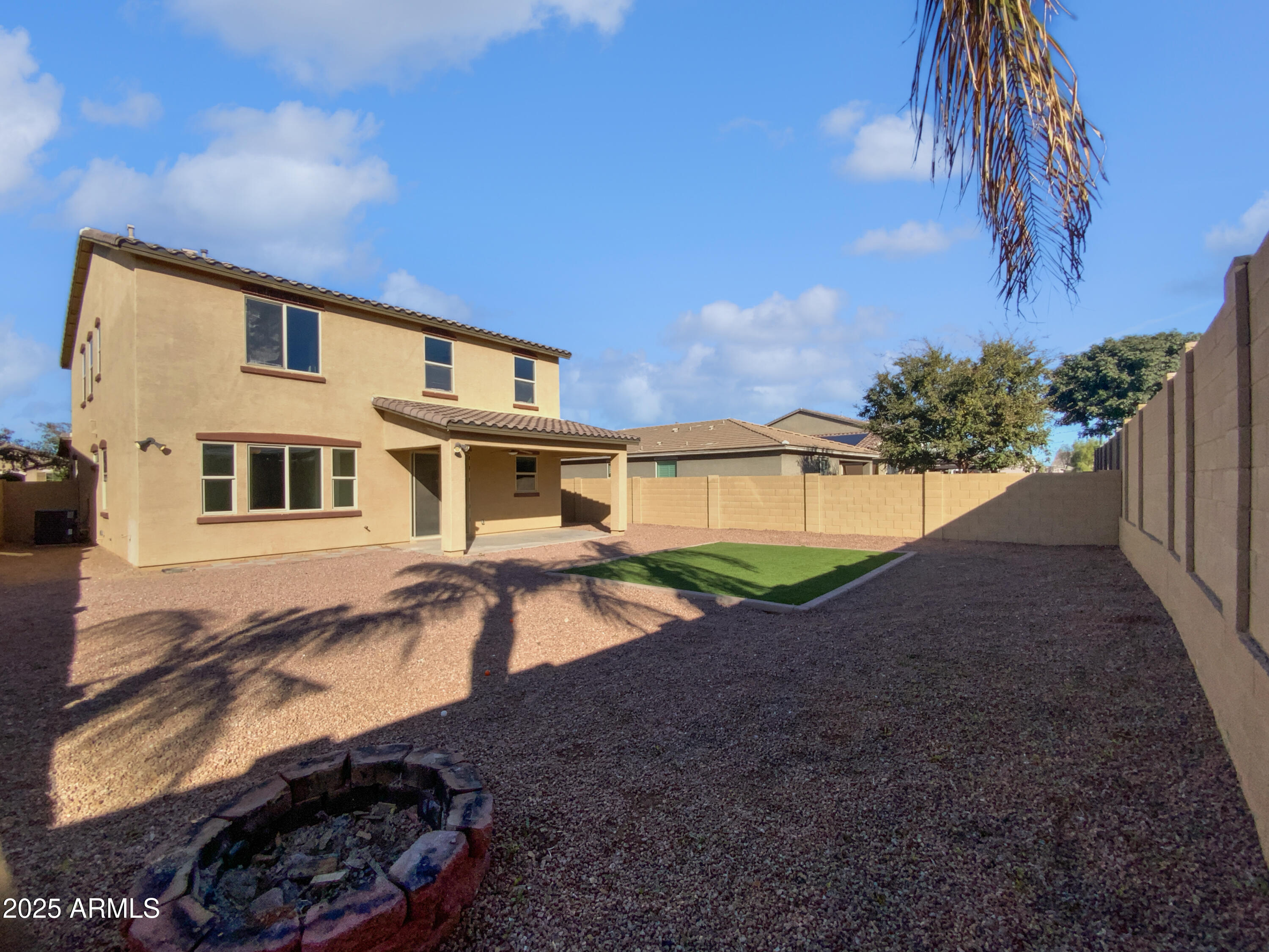2091 W GARLAND Drive