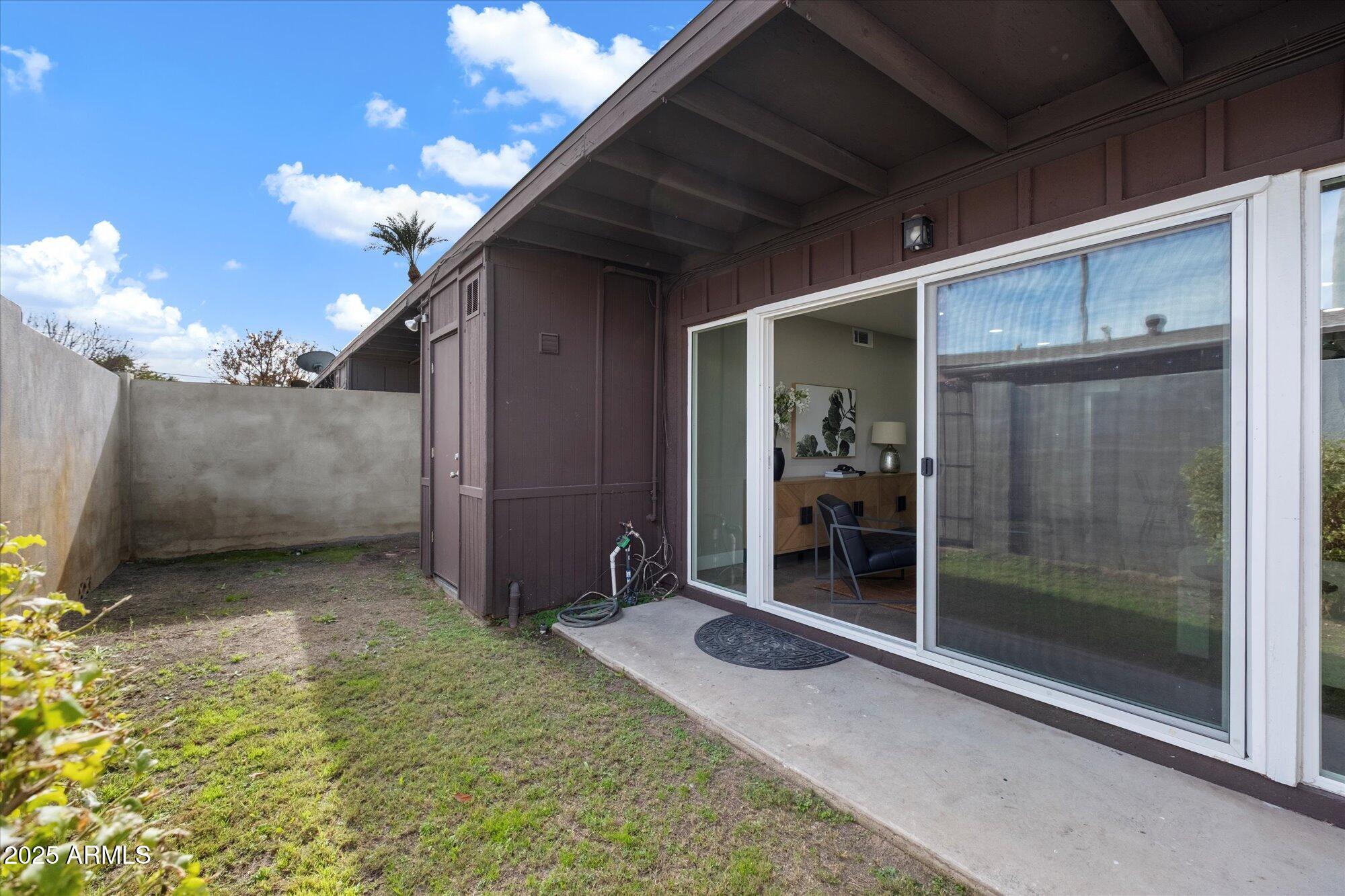 1450 E BETHANY HOME Road 8