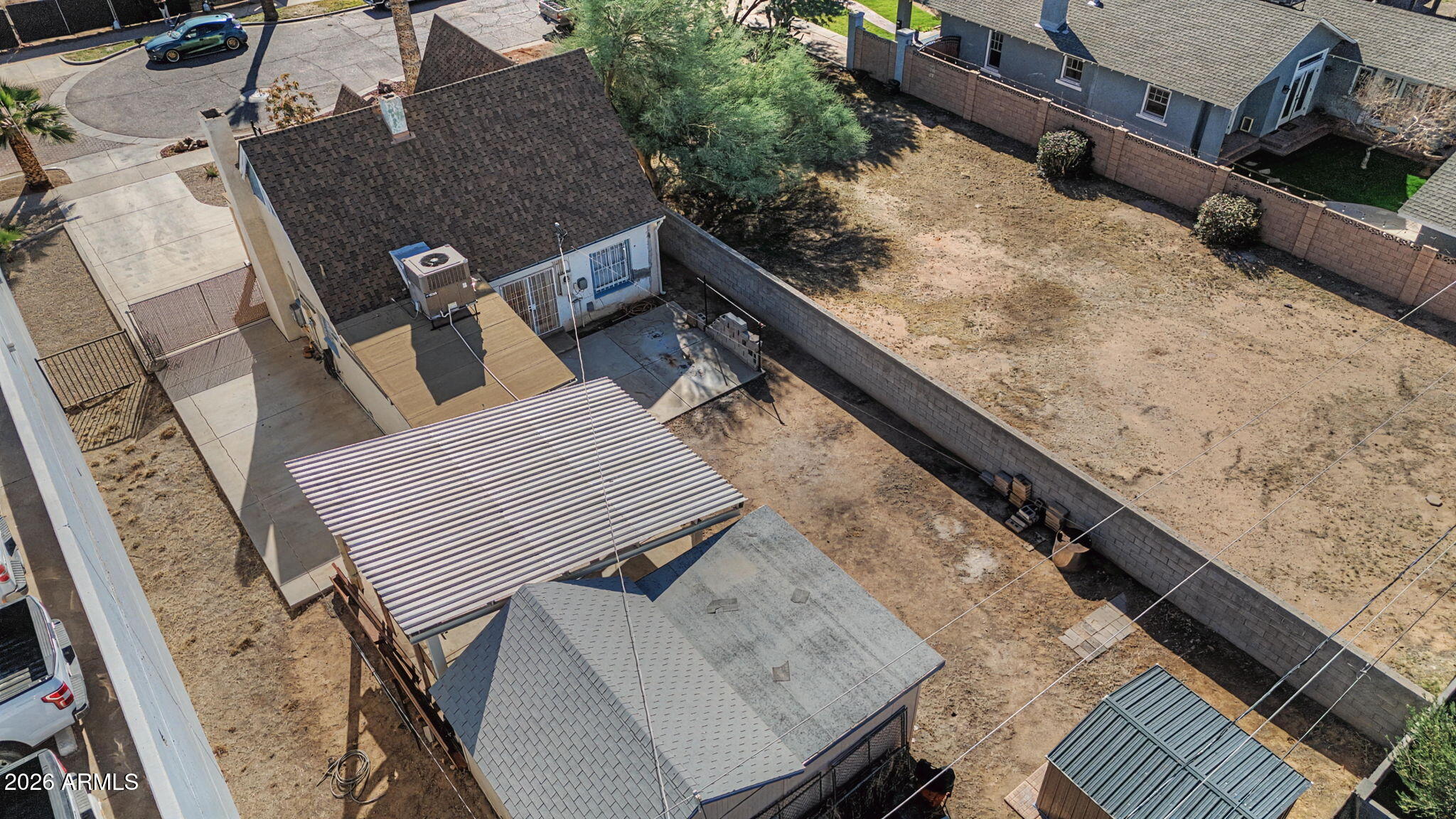 28 W Lewis Avenue