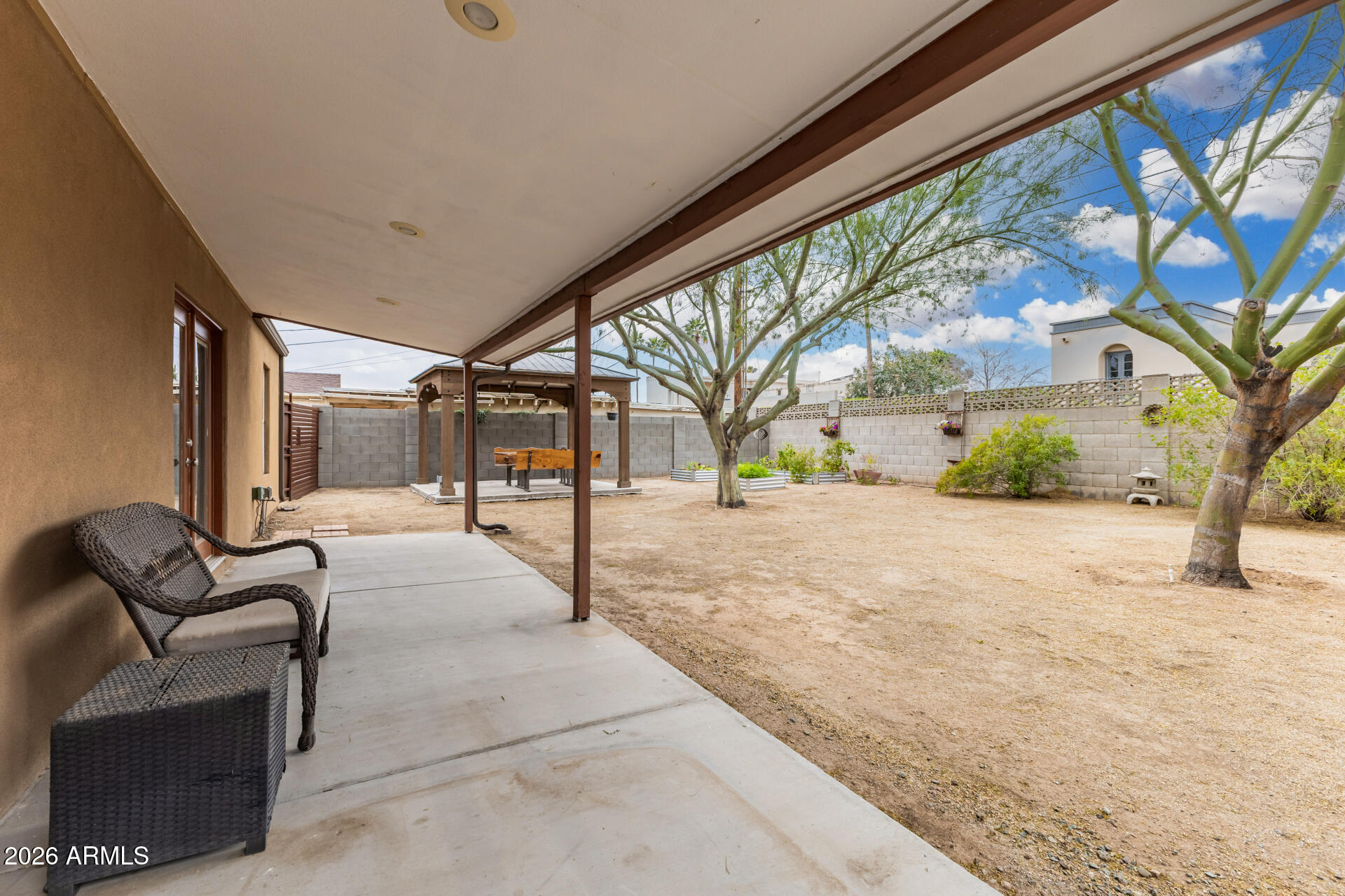 3224 N 26TH Place