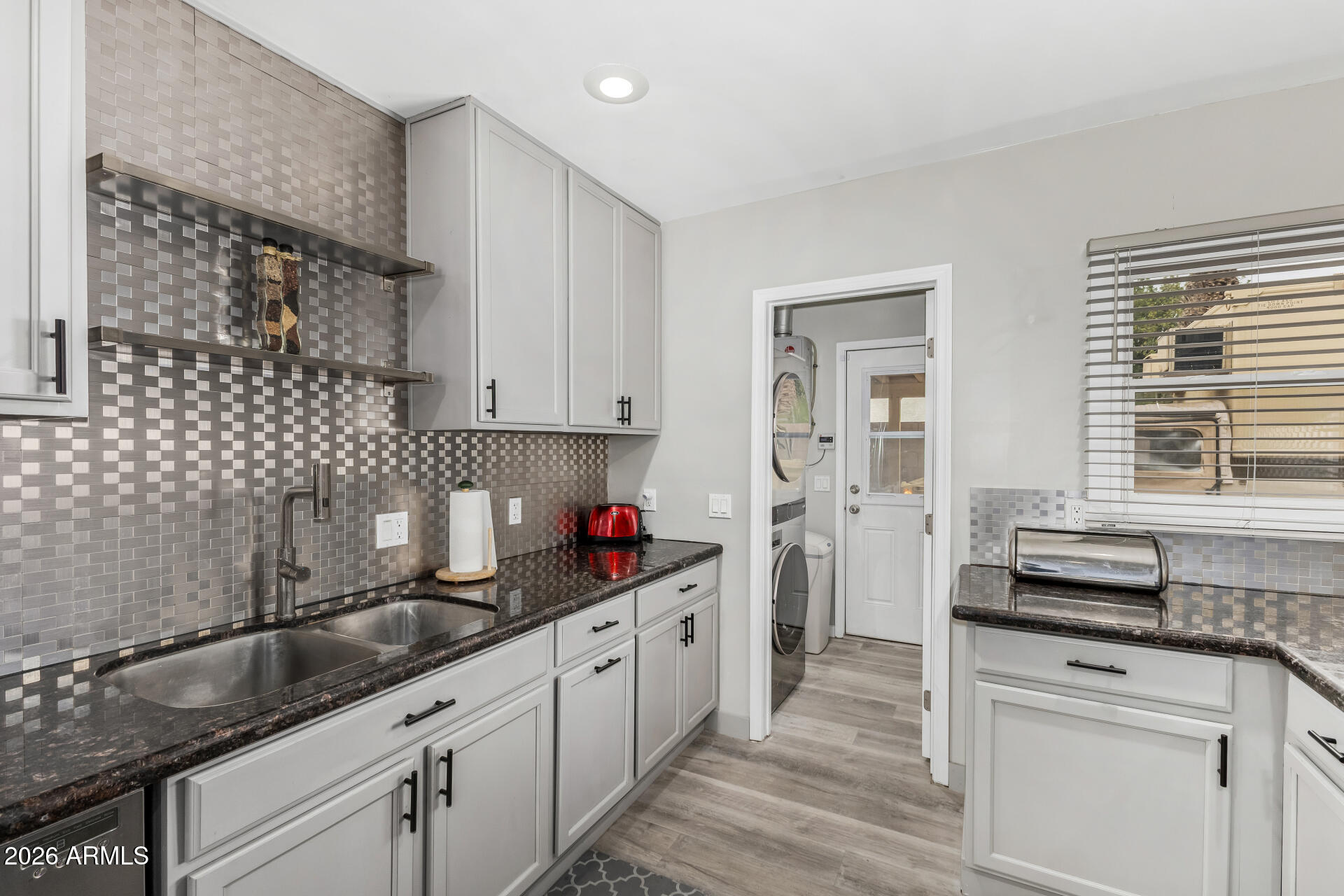 3224 N 26TH Place