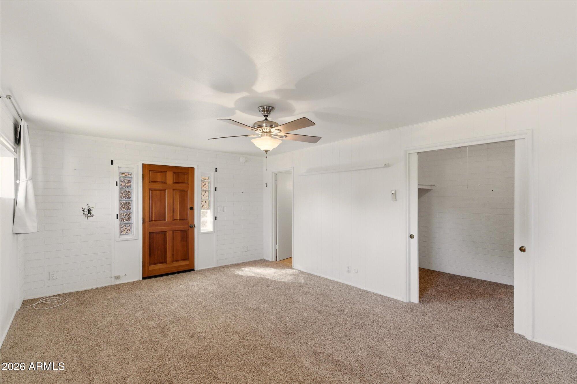 514 W HAYWARD Avenue