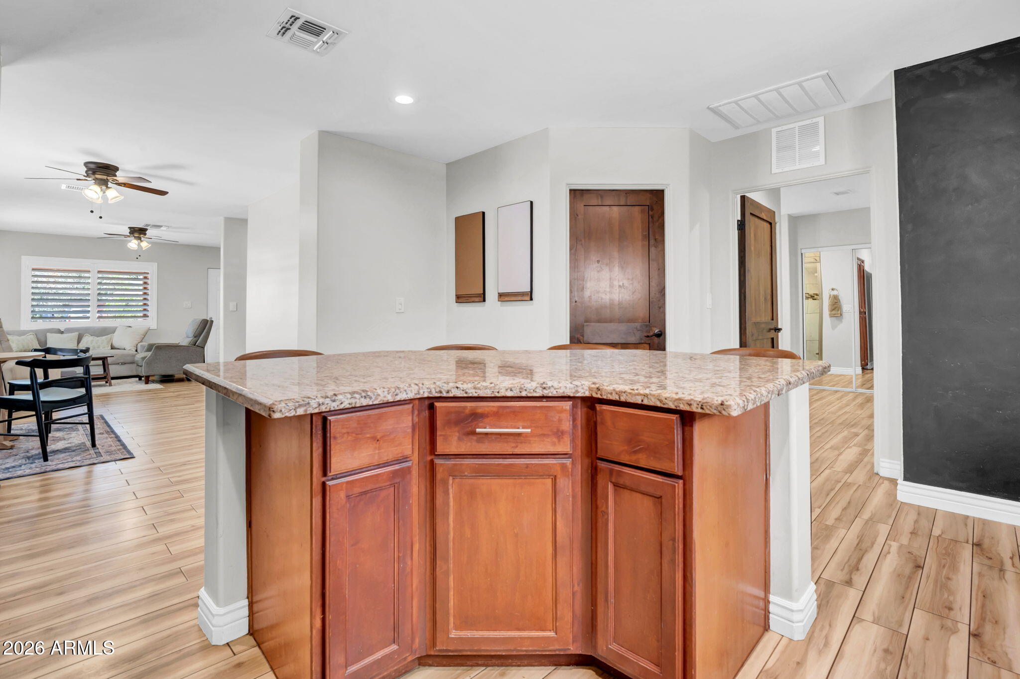 2405 N 27TH Place