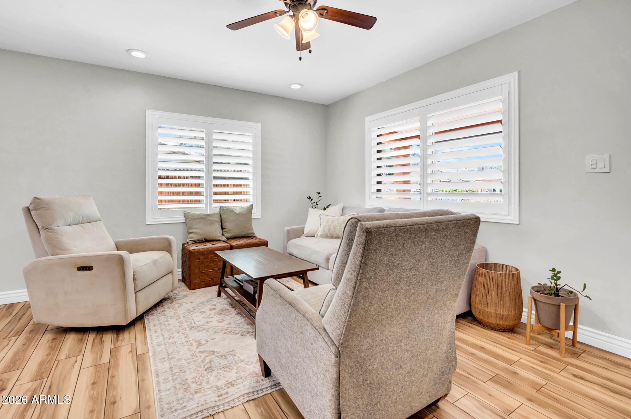 2405 N 27TH Place