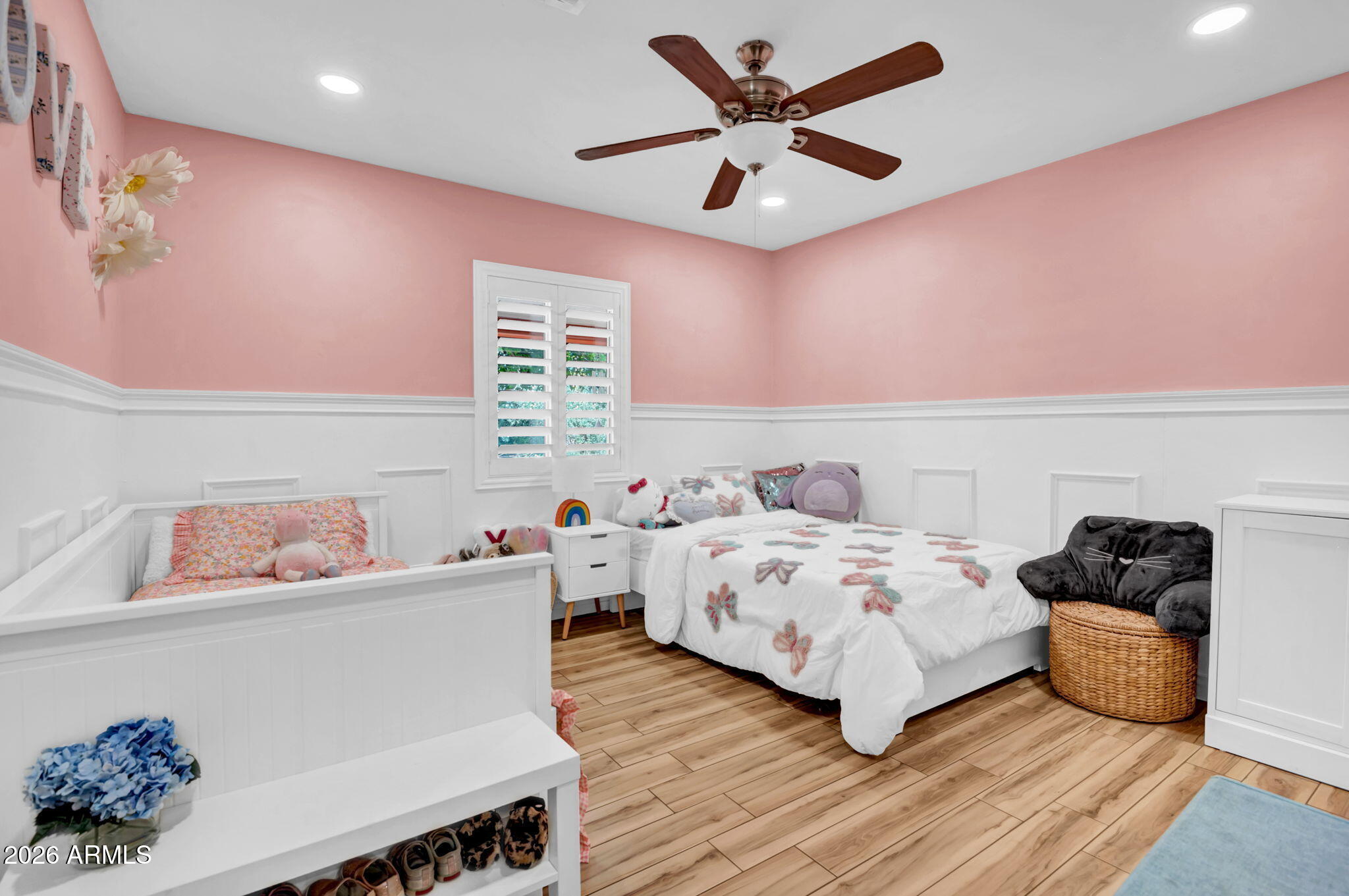 2405 N 27TH Place