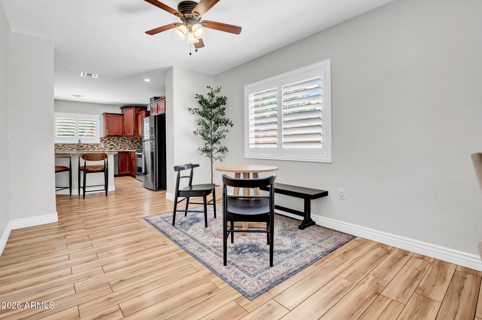 2405 N 27TH Place