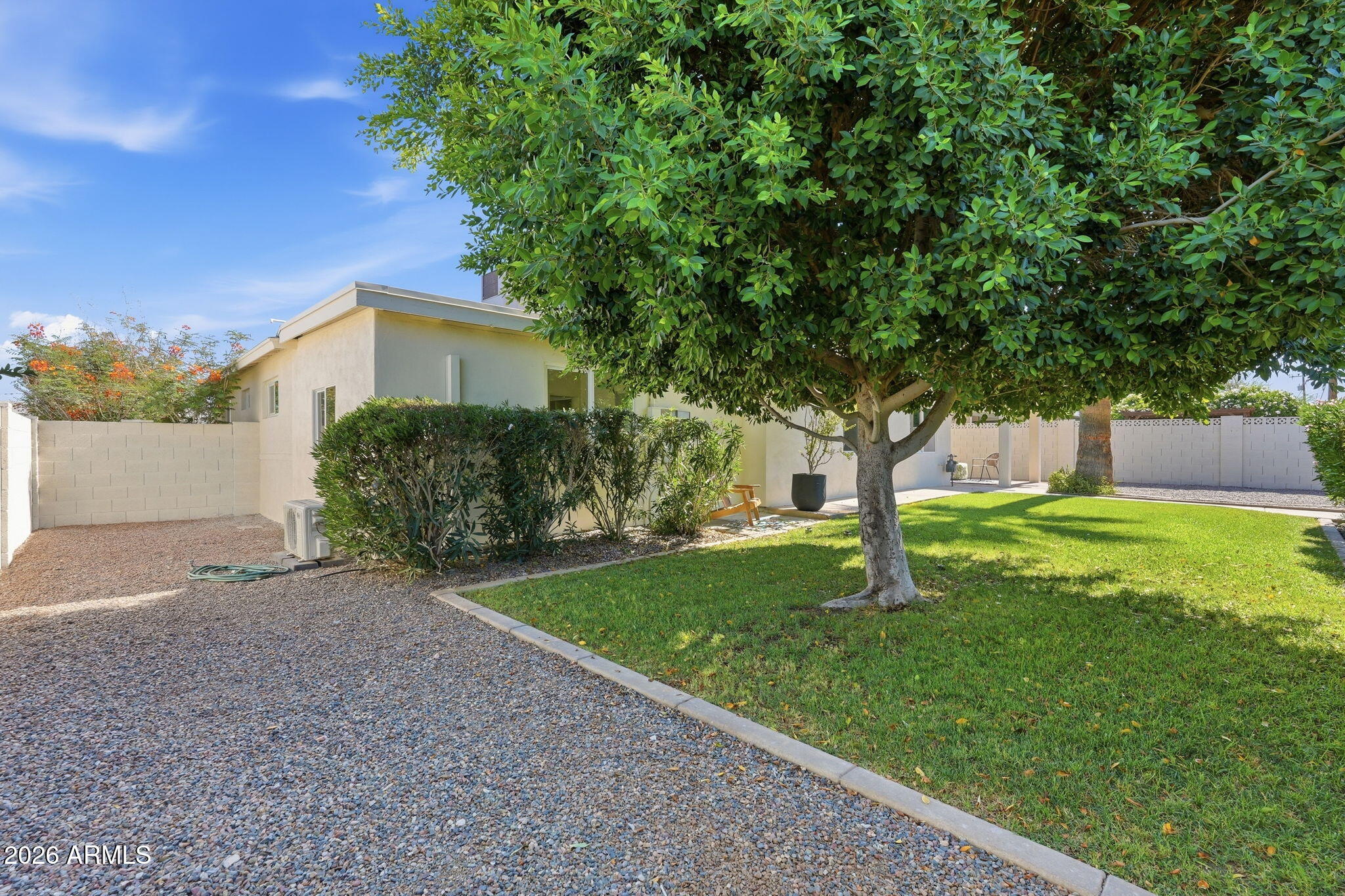 933 E CAVALIER Drive