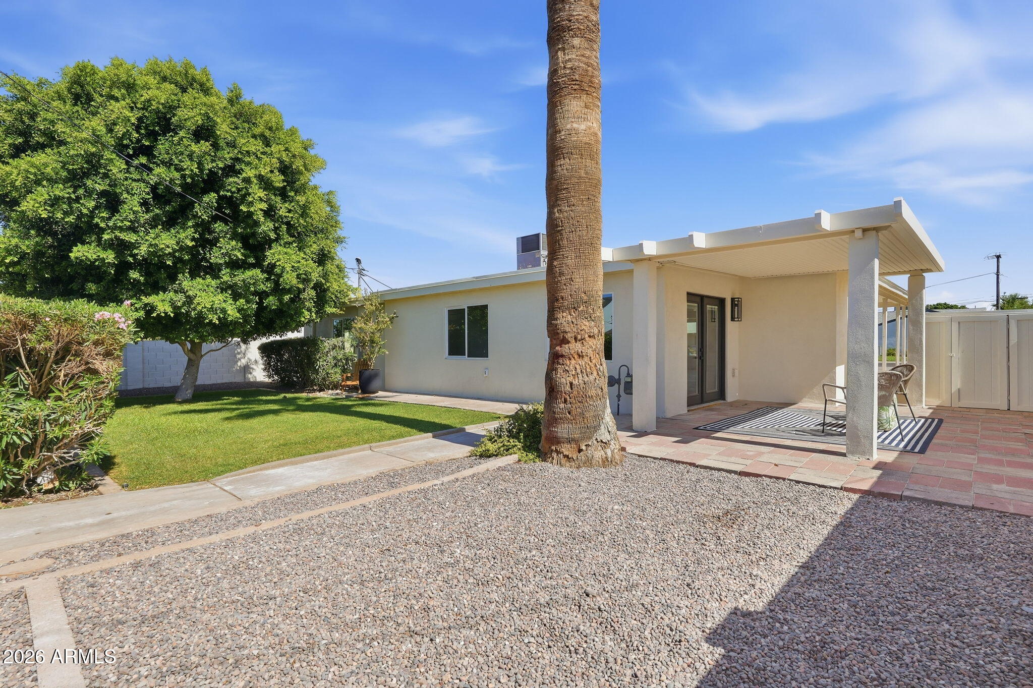 933 E CAVALIER Drive