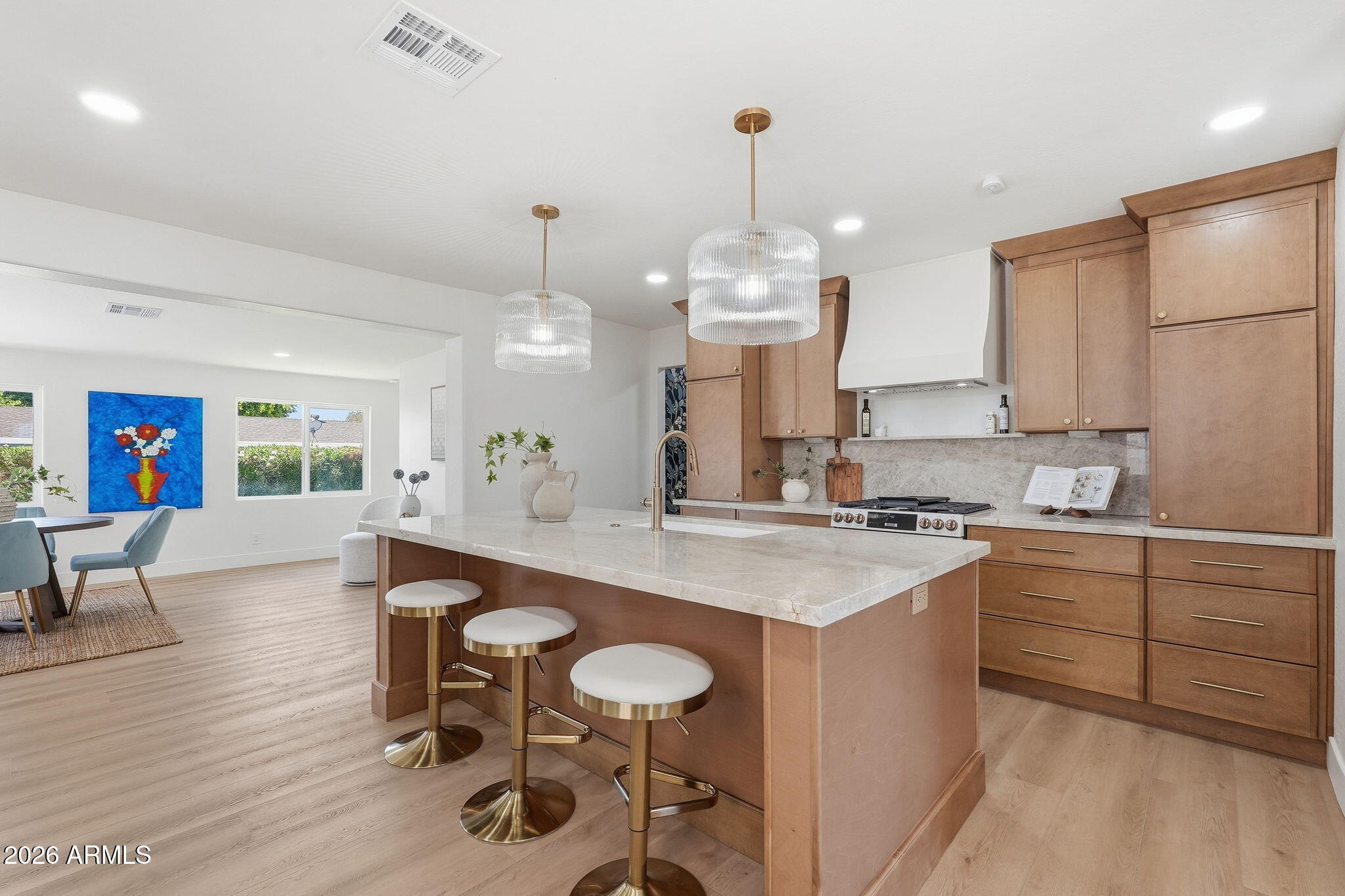 933 E CAVALIER Drive