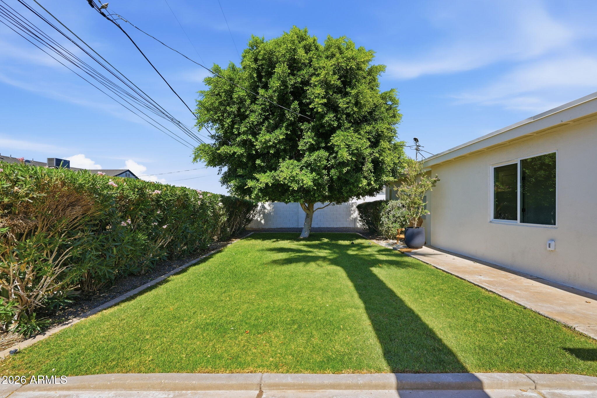 933 E CAVALIER Drive