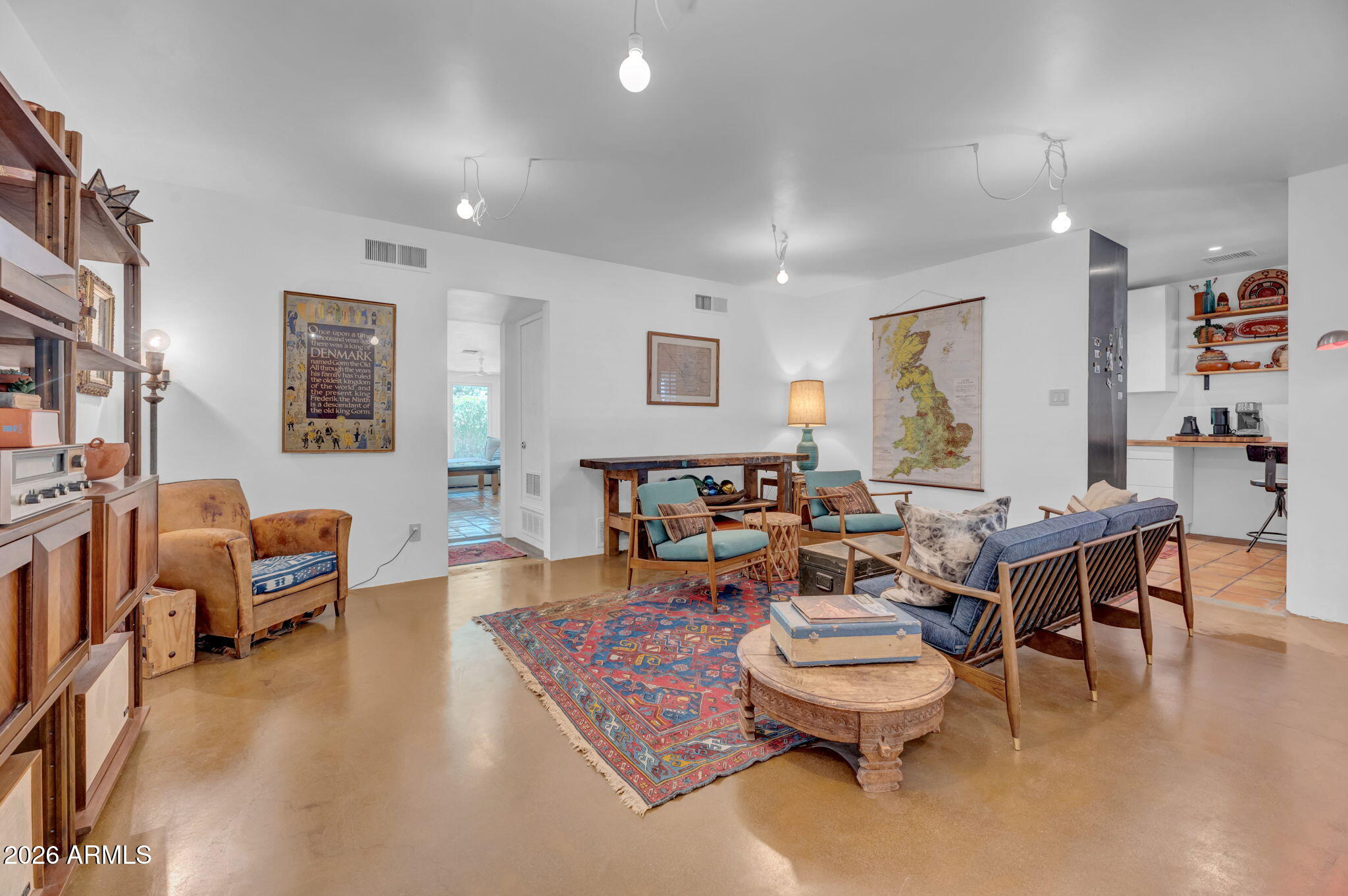 309 E KEIM Drive