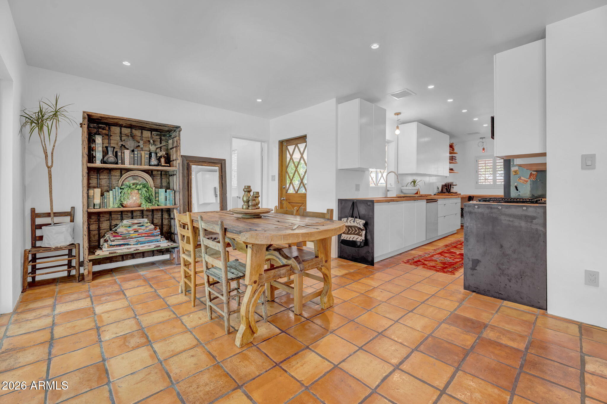 309 E KEIM Drive