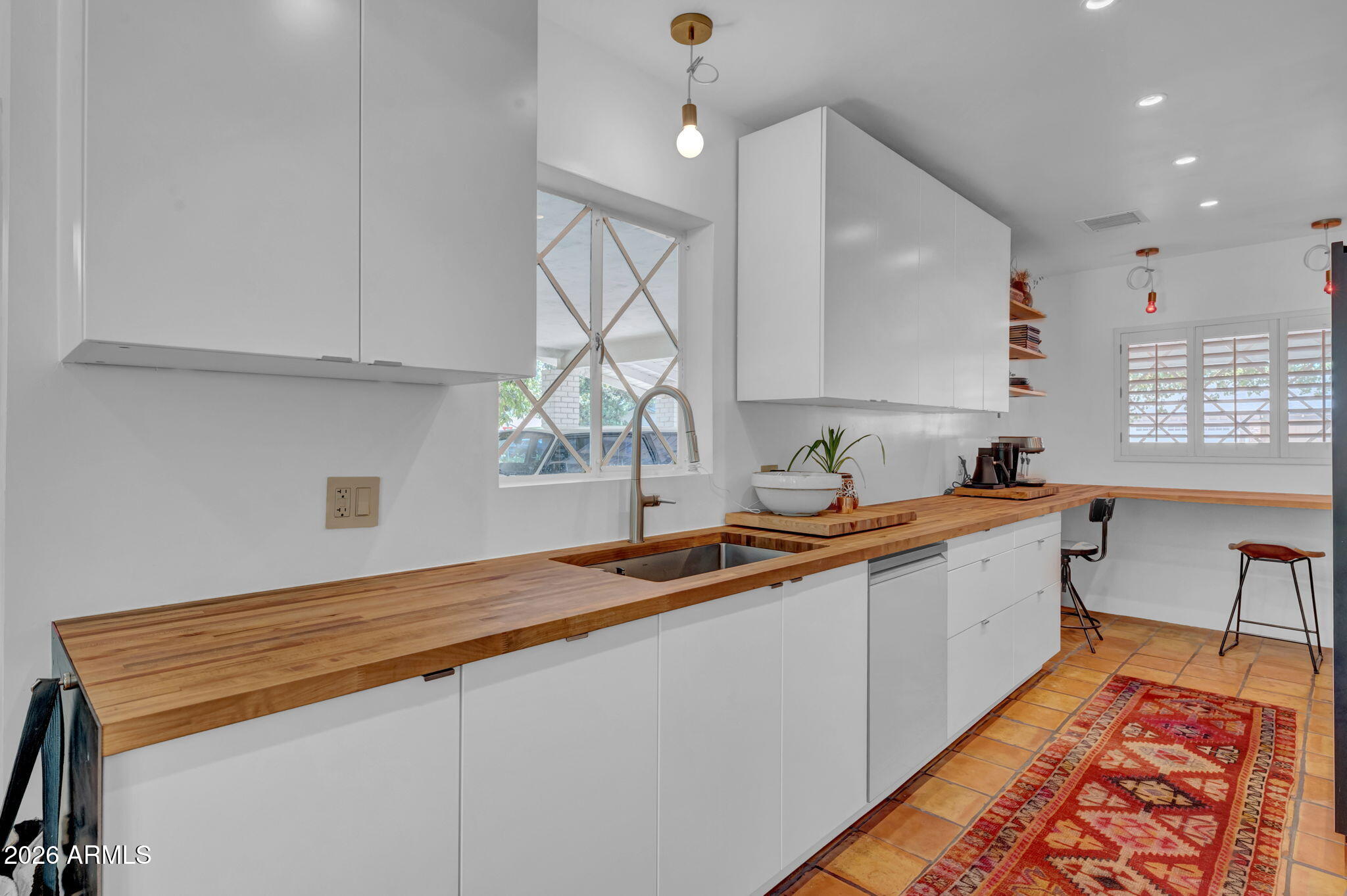 309 E KEIM Drive