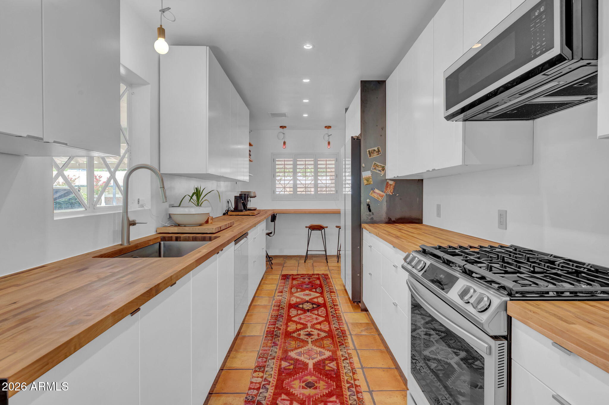 309 E KEIM Drive