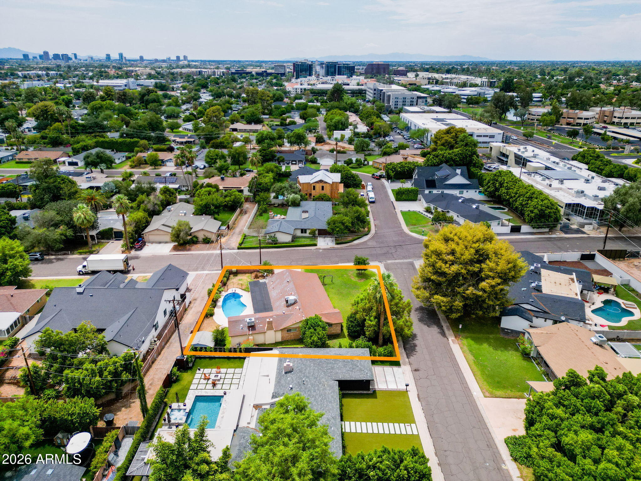 3101 E Mariposa St
