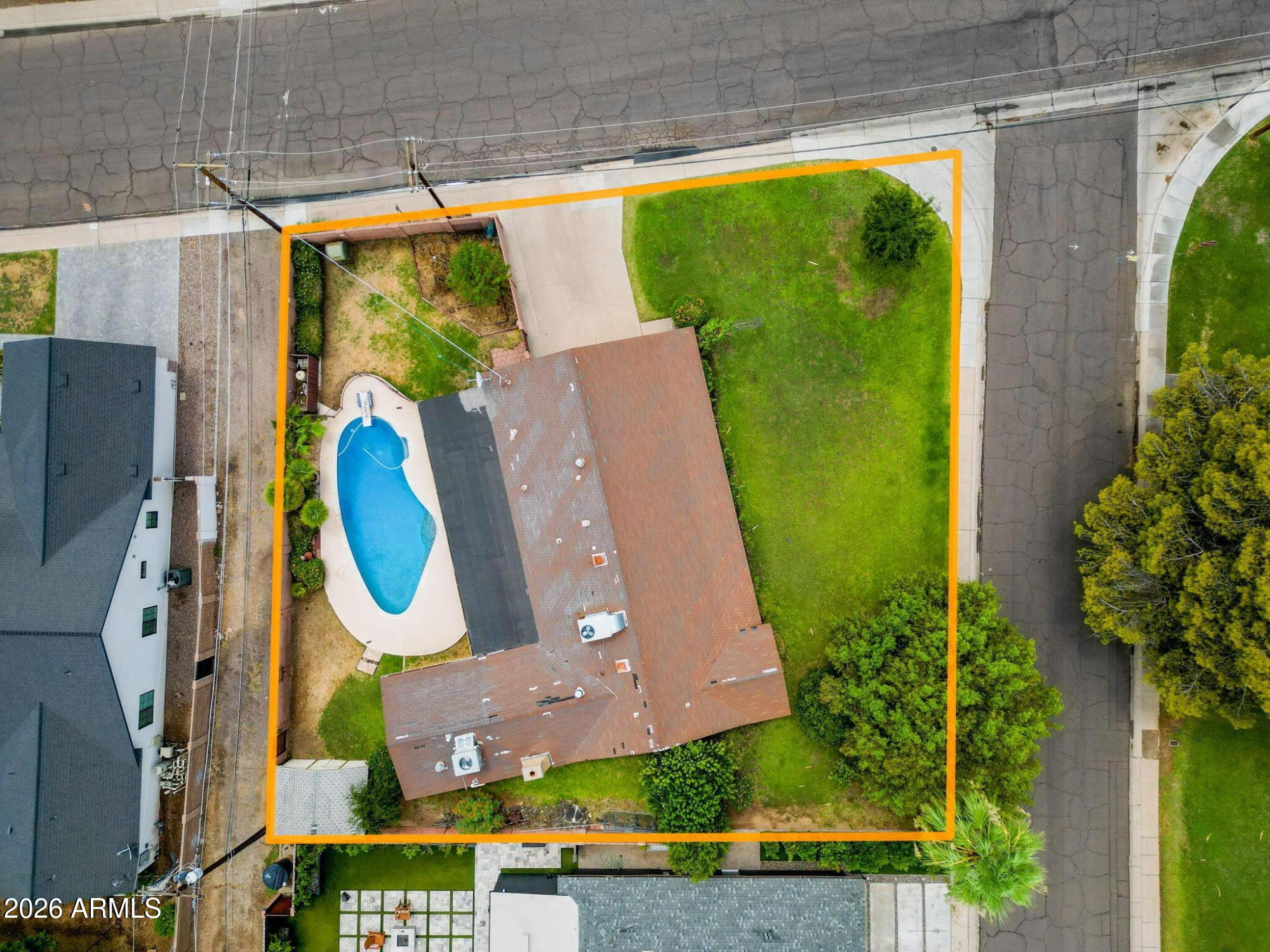 3101 E Mariposa St