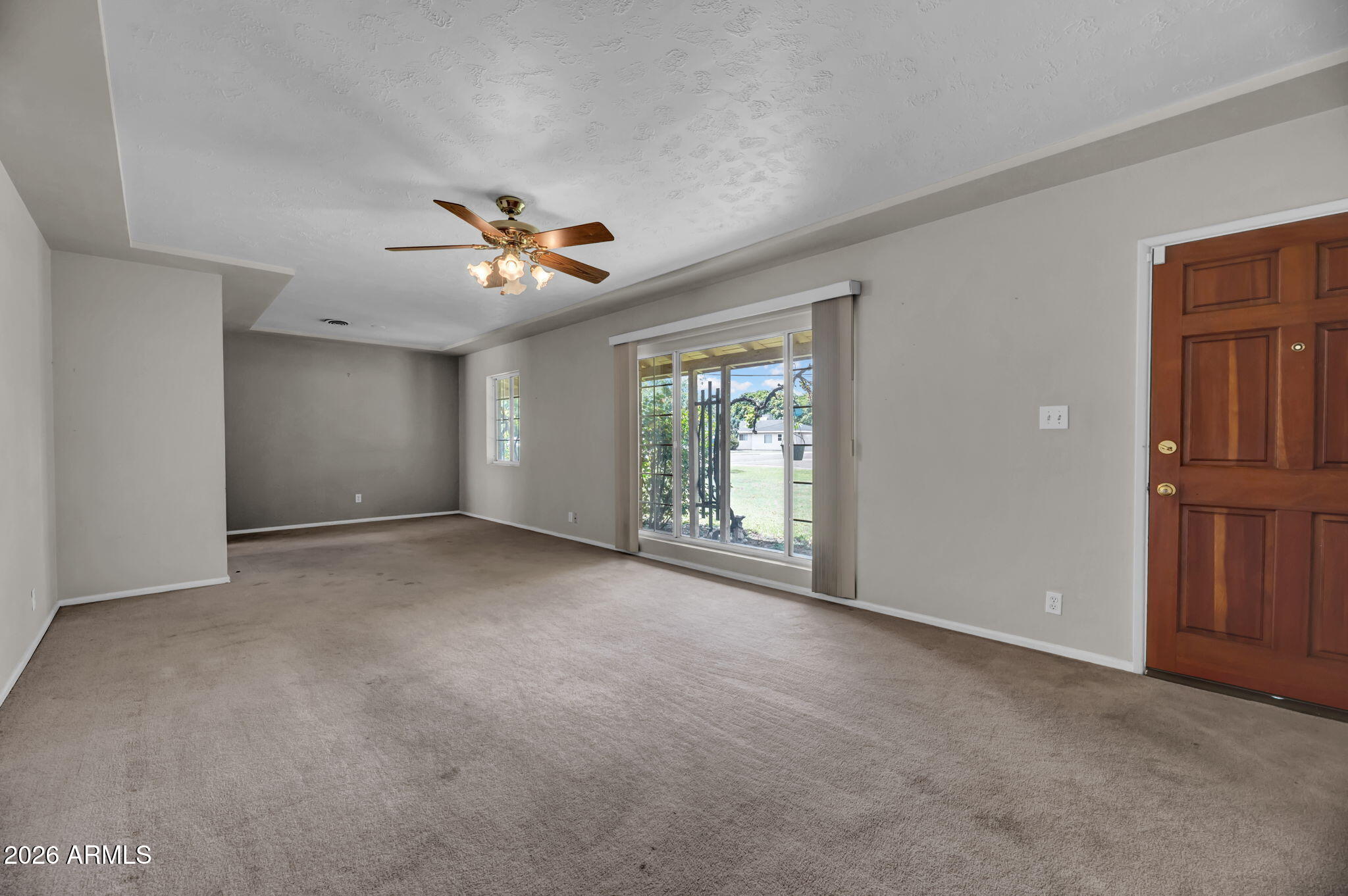 3101 E Mariposa St