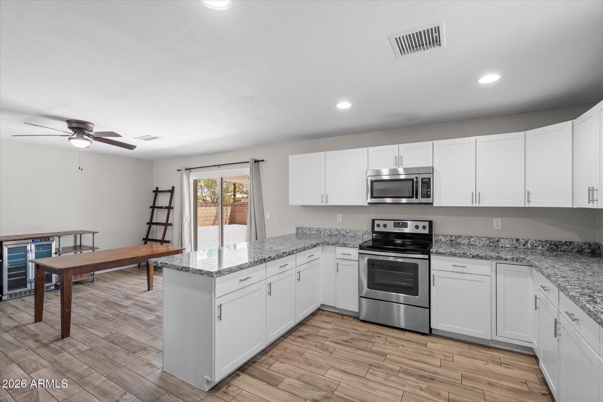 3631 W DENTON Lane