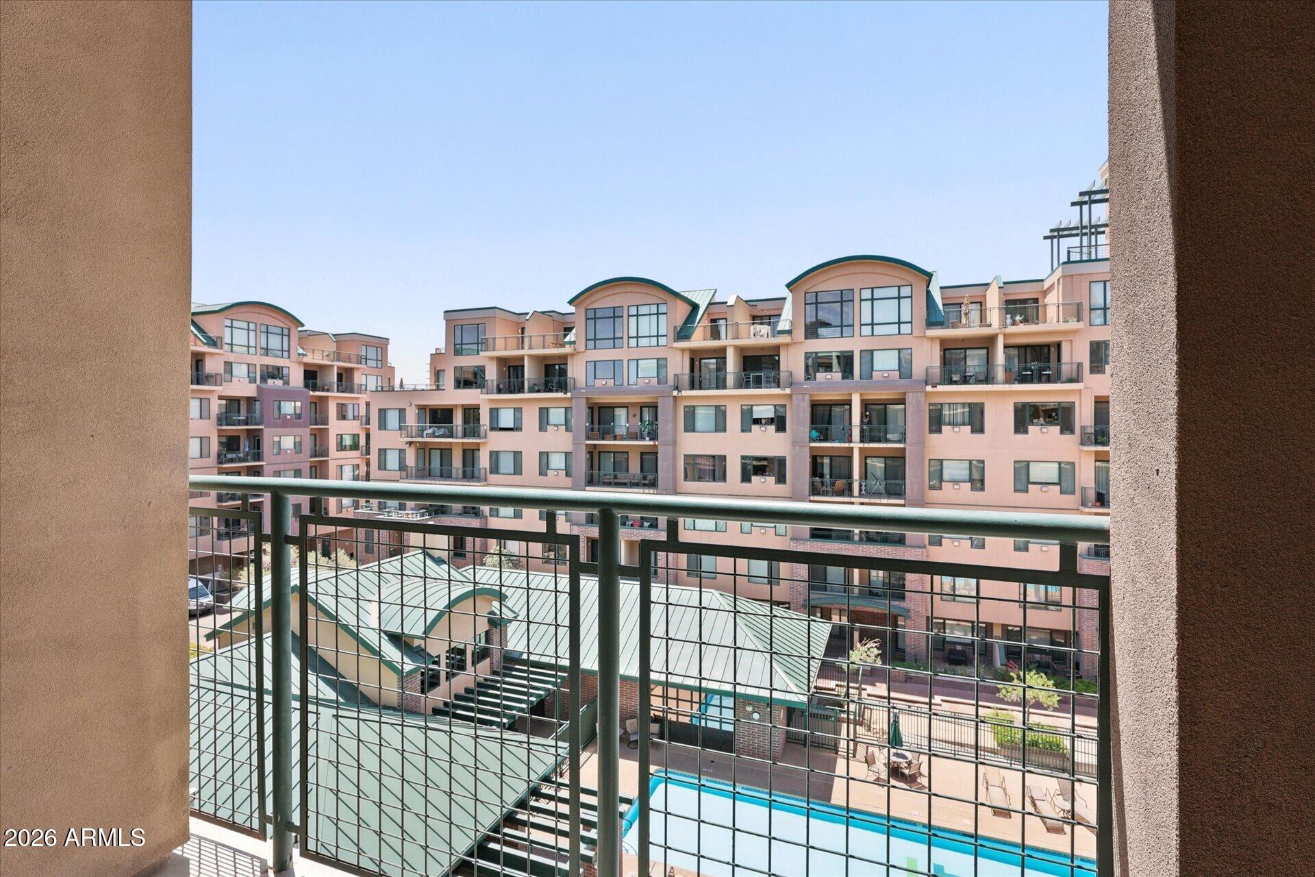 17 W VERNON Avenue 507