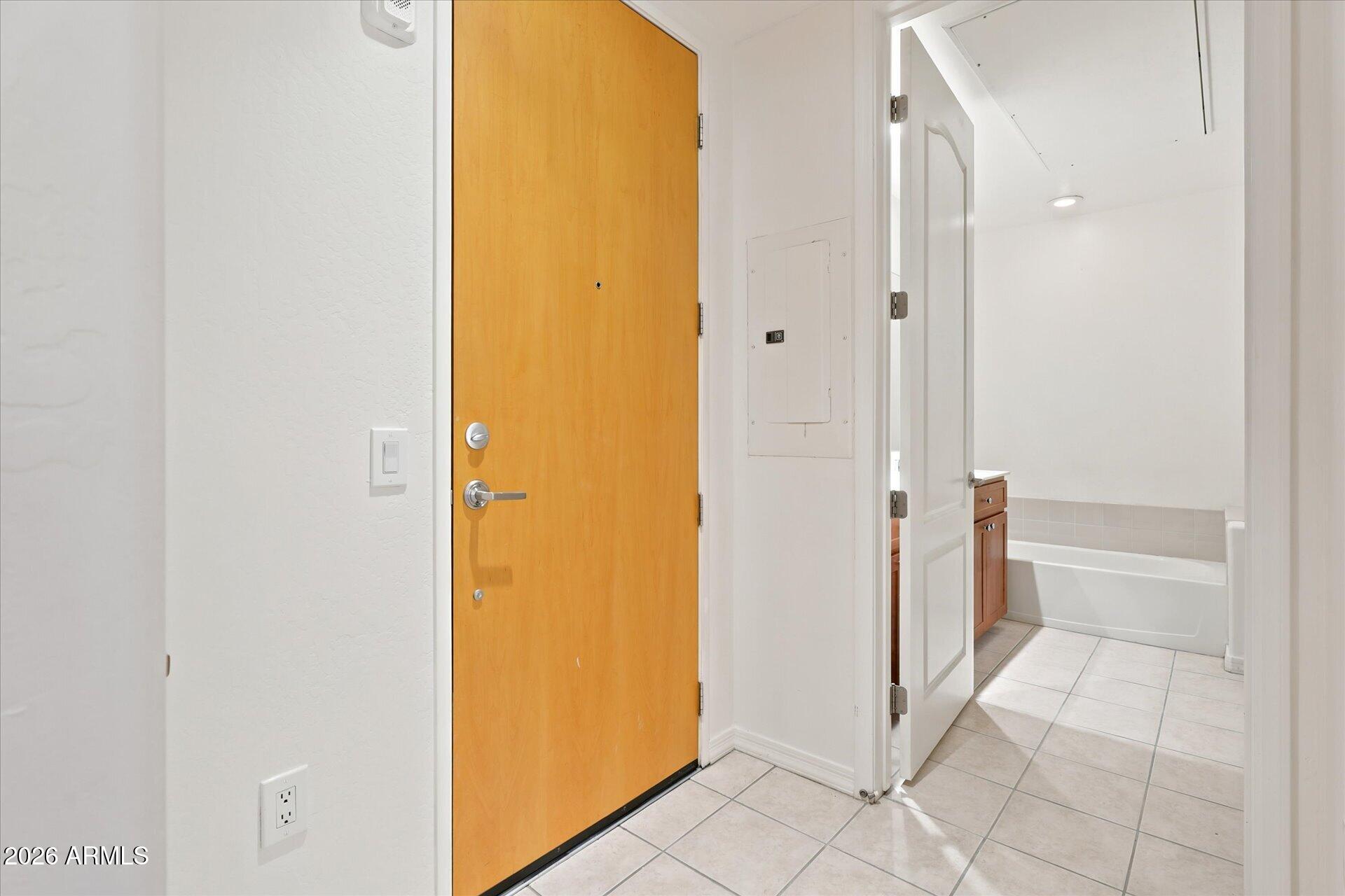 17 W VERNON Avenue 507
