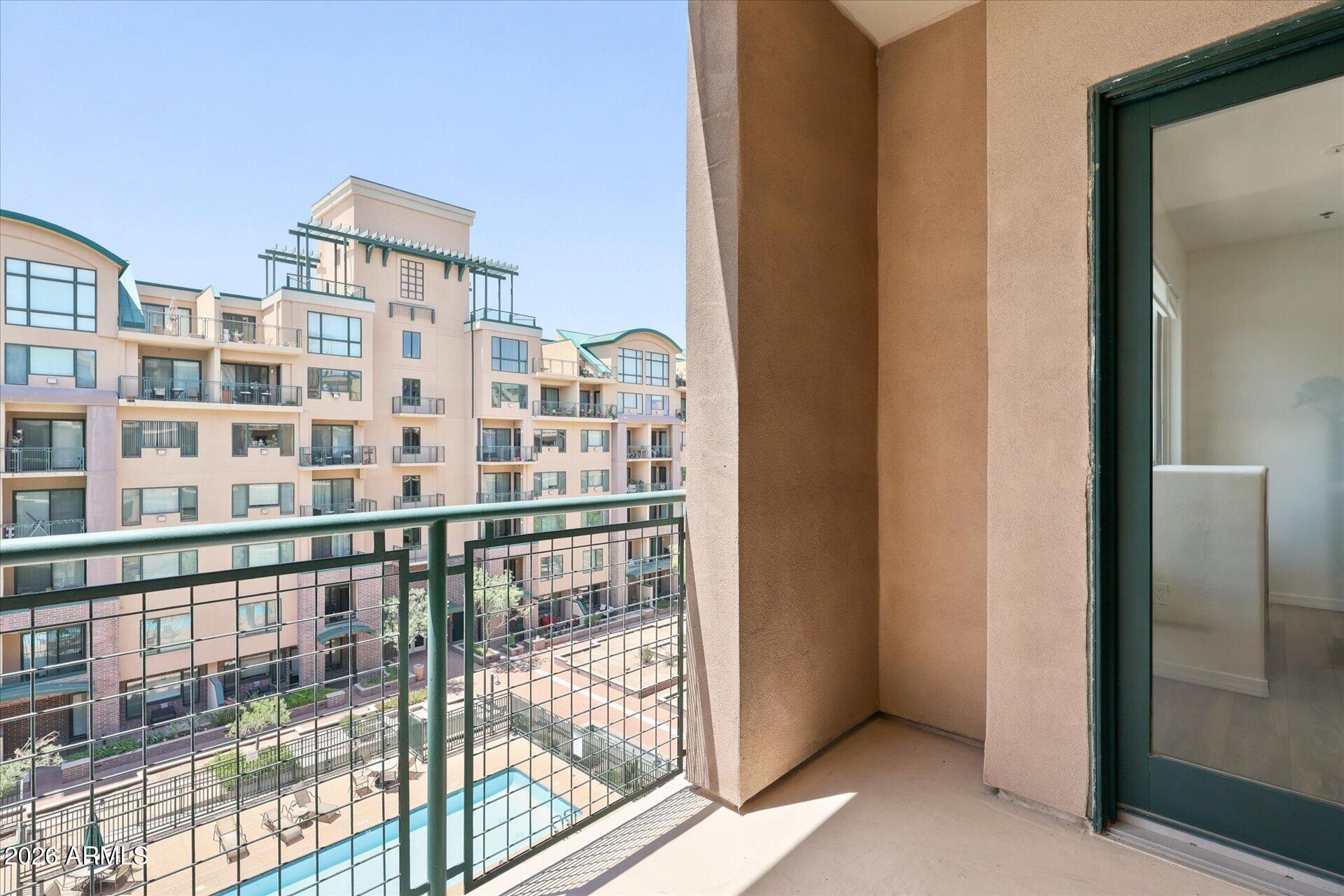 17 W VERNON Avenue 507