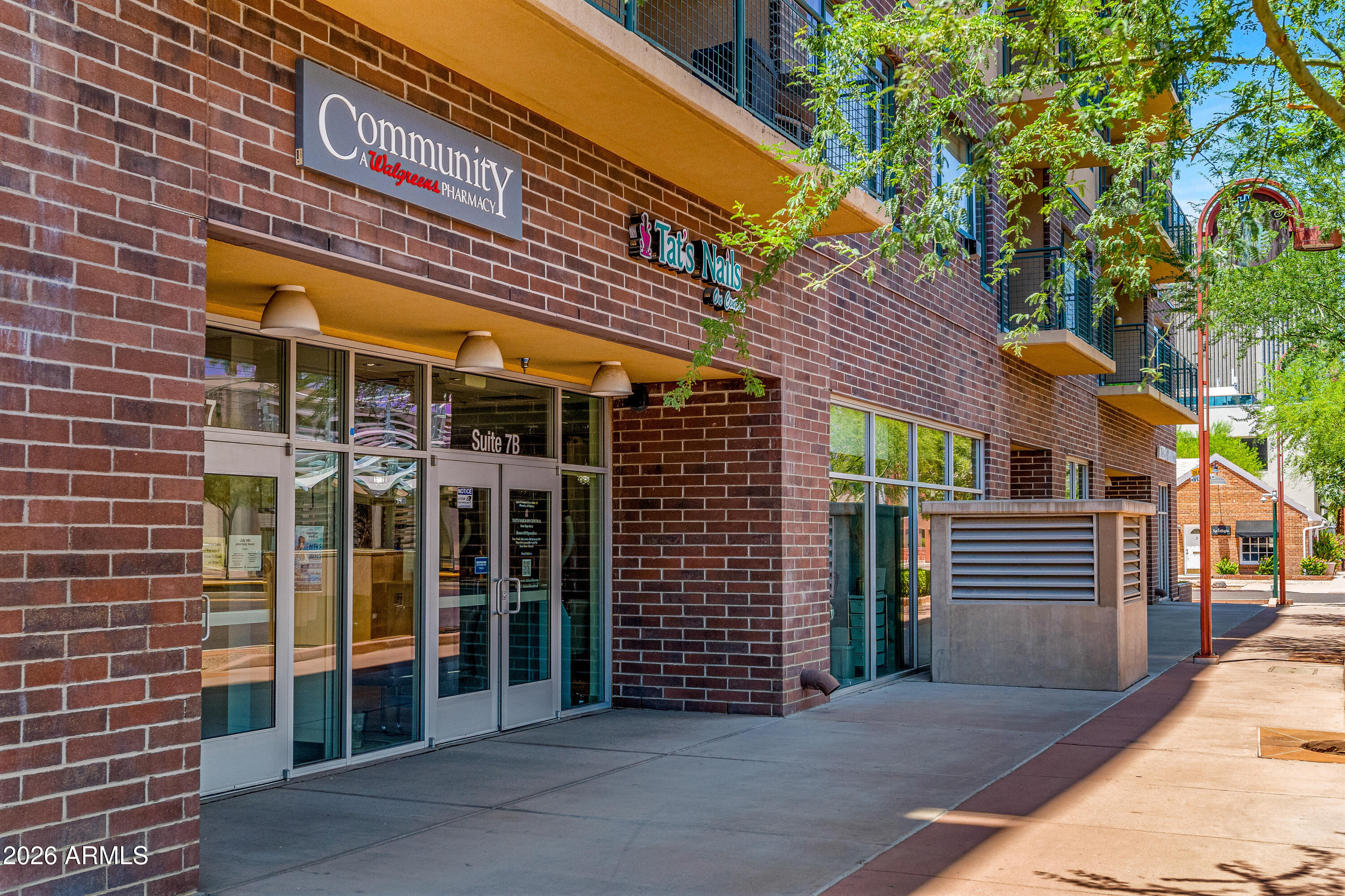 17 W VERNON Avenue 507