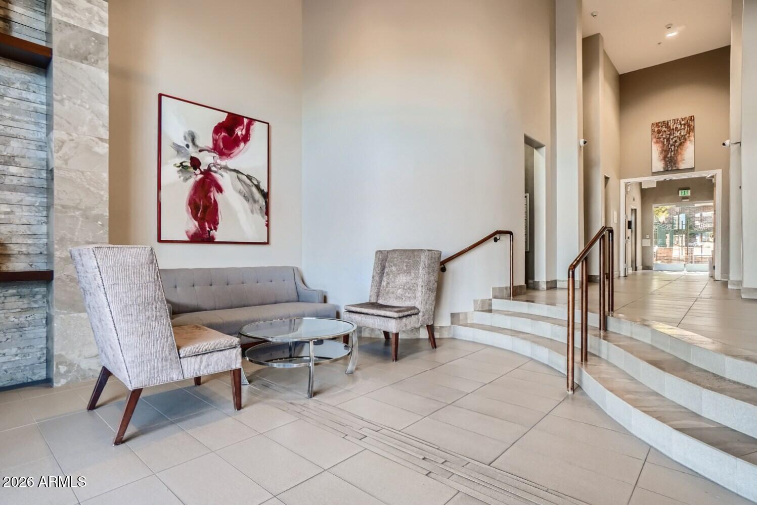 17 W VERNON Avenue 507