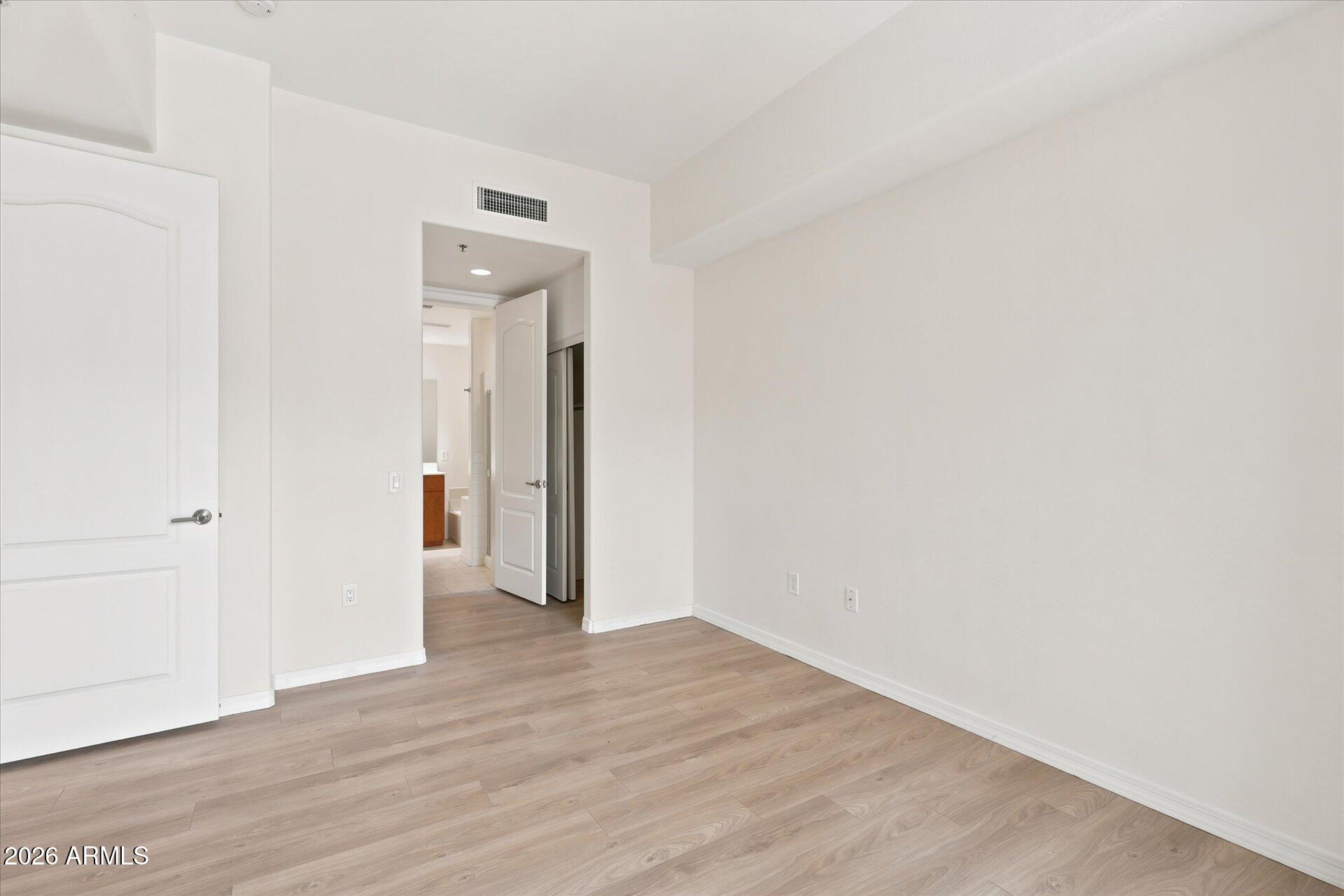 17 W VERNON Avenue 507