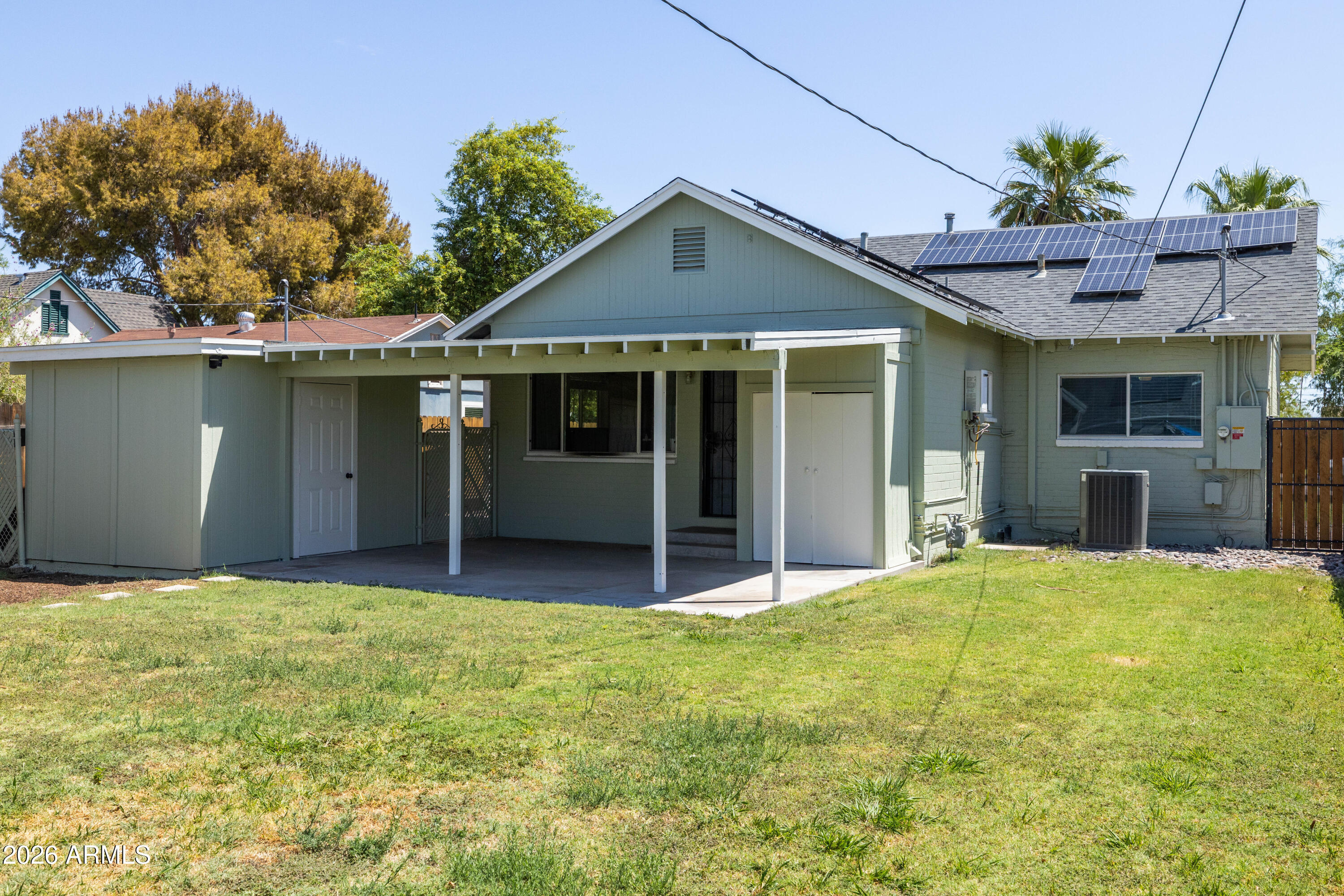 1834 N MITCHELL Street