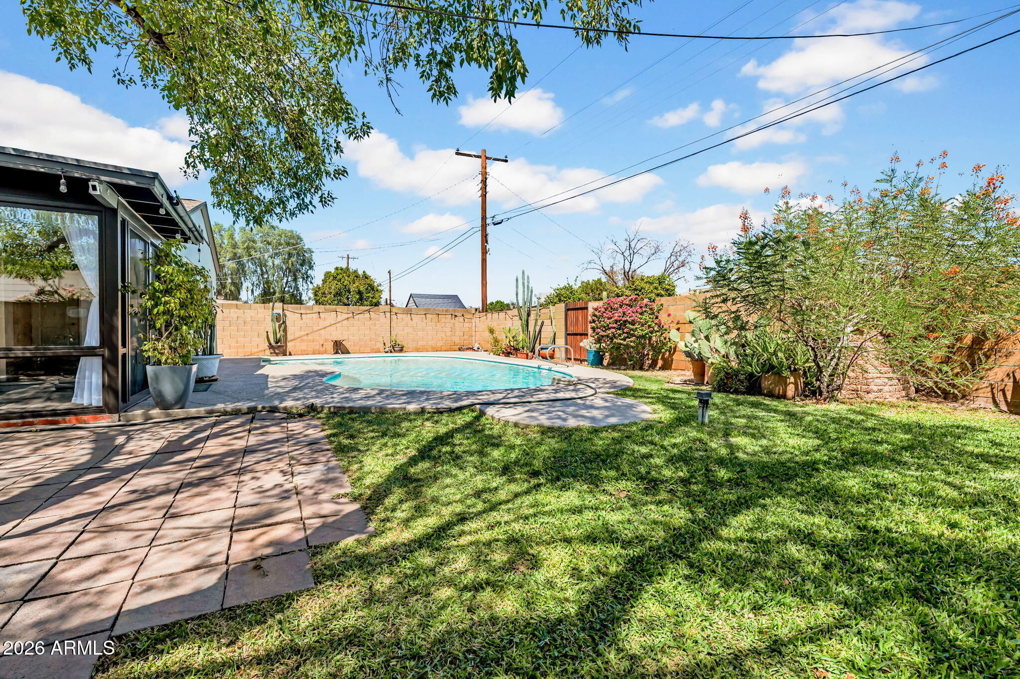 4737 N 14TH Avenue