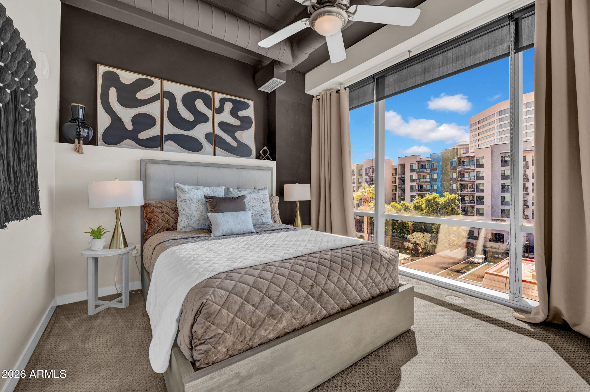1 E LEXINGTON Avenue 410