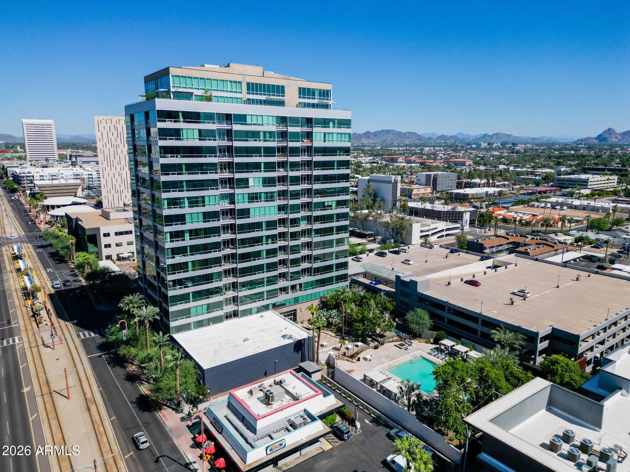 1 E LEXINGTON Avenue 410