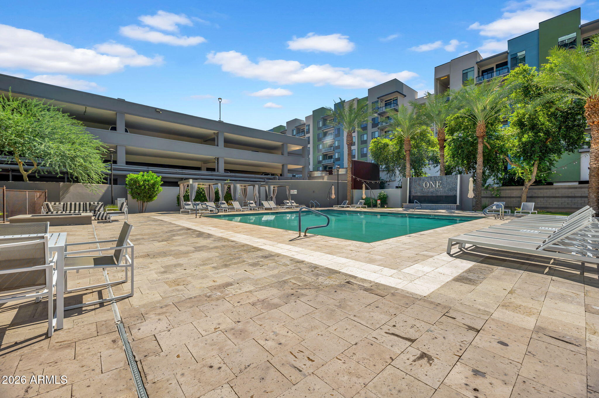 1 E LEXINGTON Avenue 410