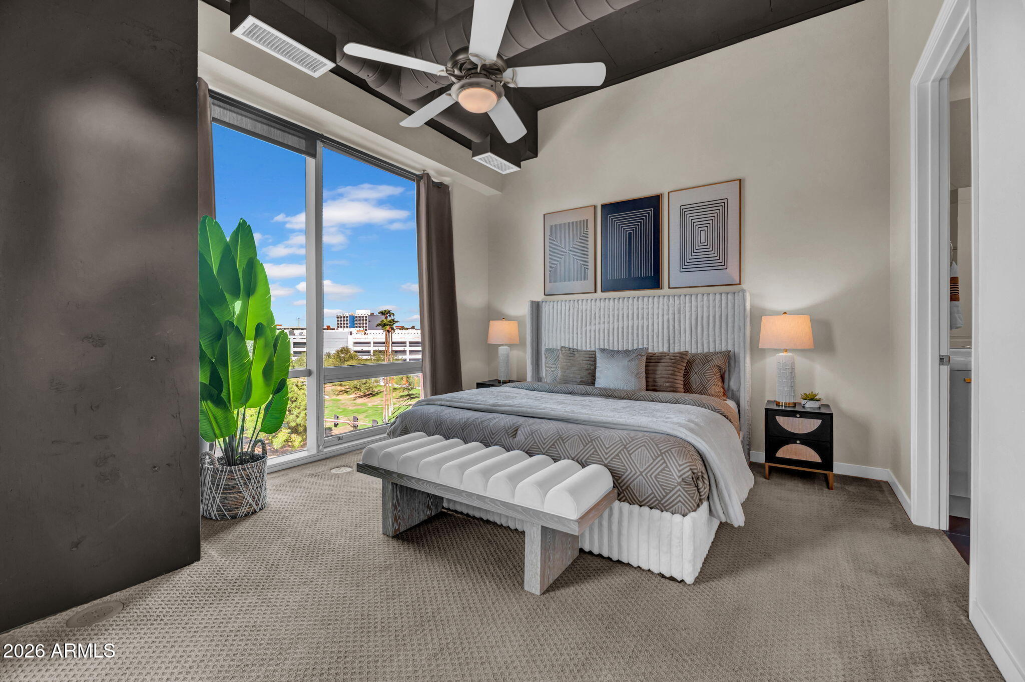 1 E LEXINGTON Avenue 410