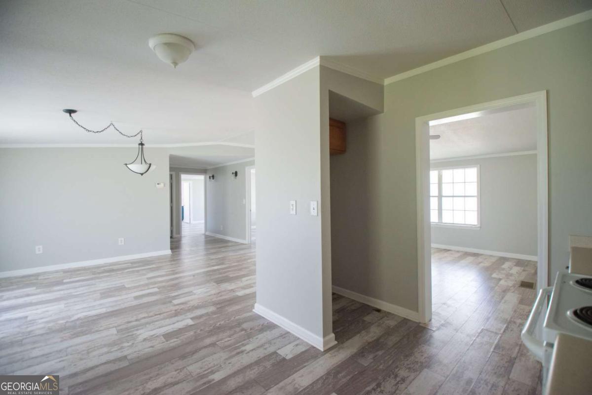 190 Forest Lake Drive