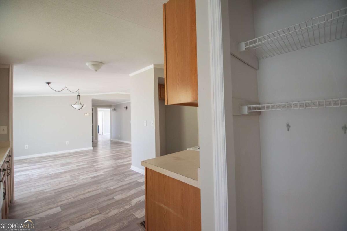 190 Forest Lake Drive