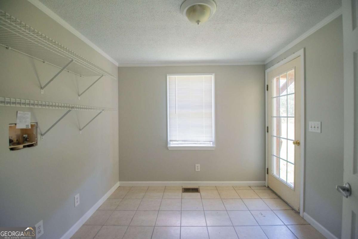 190 Forest Lake Drive