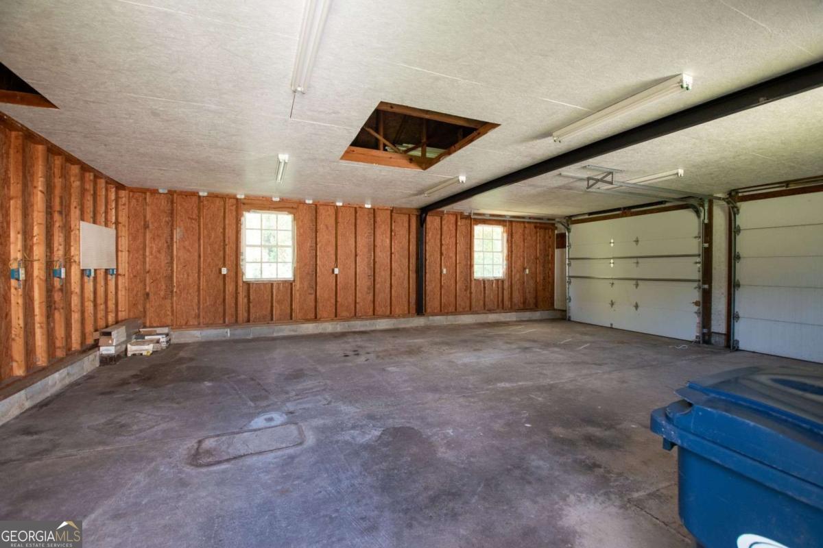 190 Forest Lake Drive