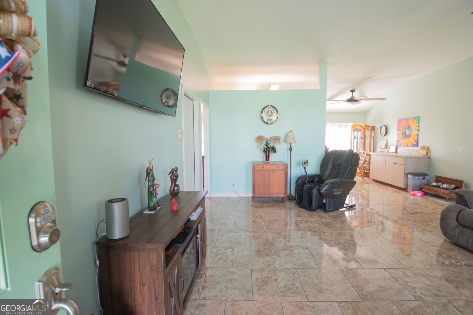 208 McQueen Circle, St. Marys