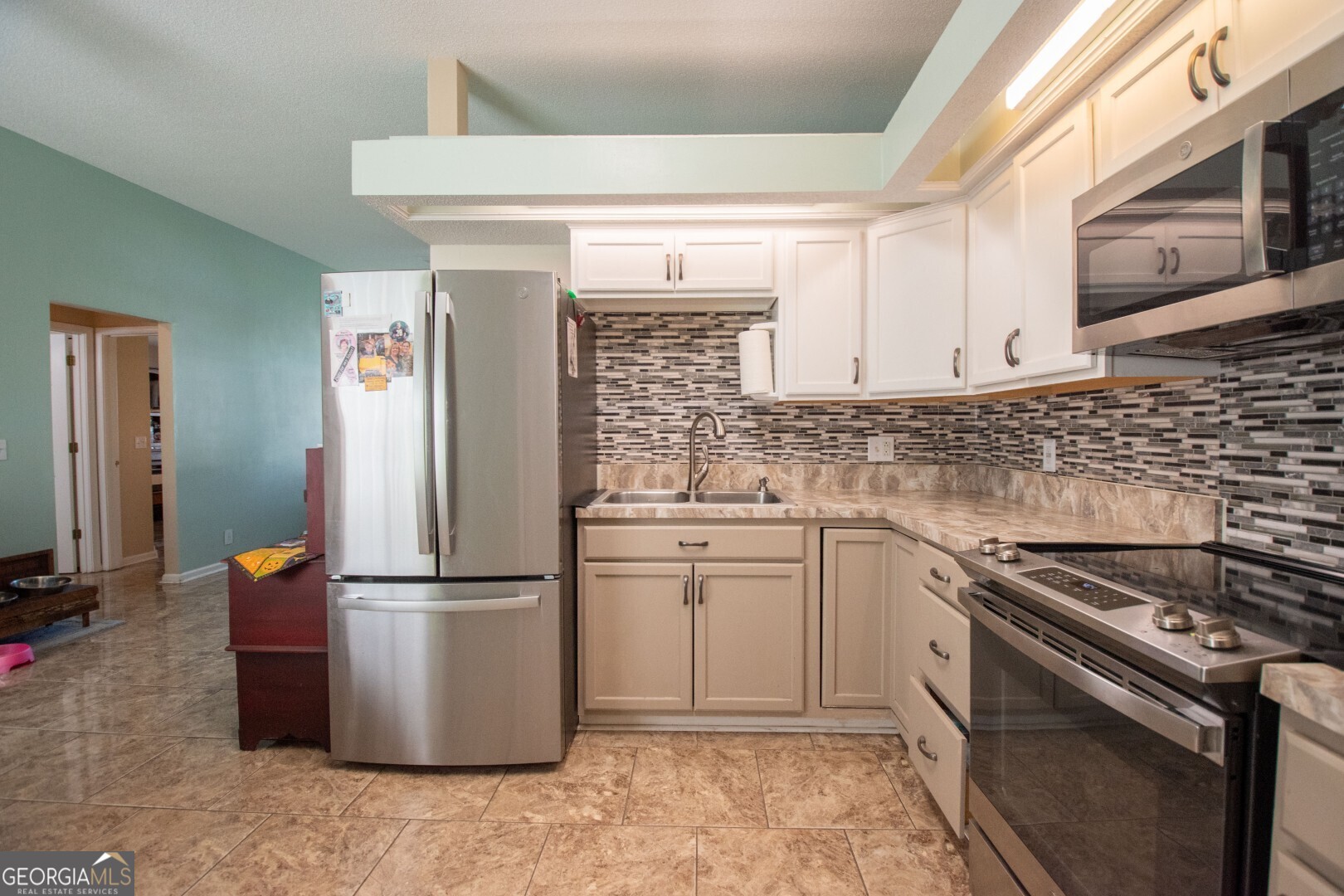 208 McQueen Circle, St. Marys