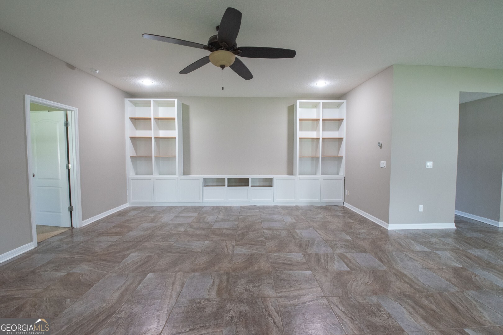 118 Walnut Way
