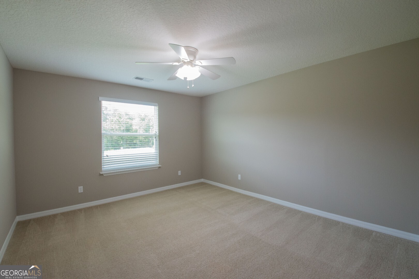 118 Walnut Way