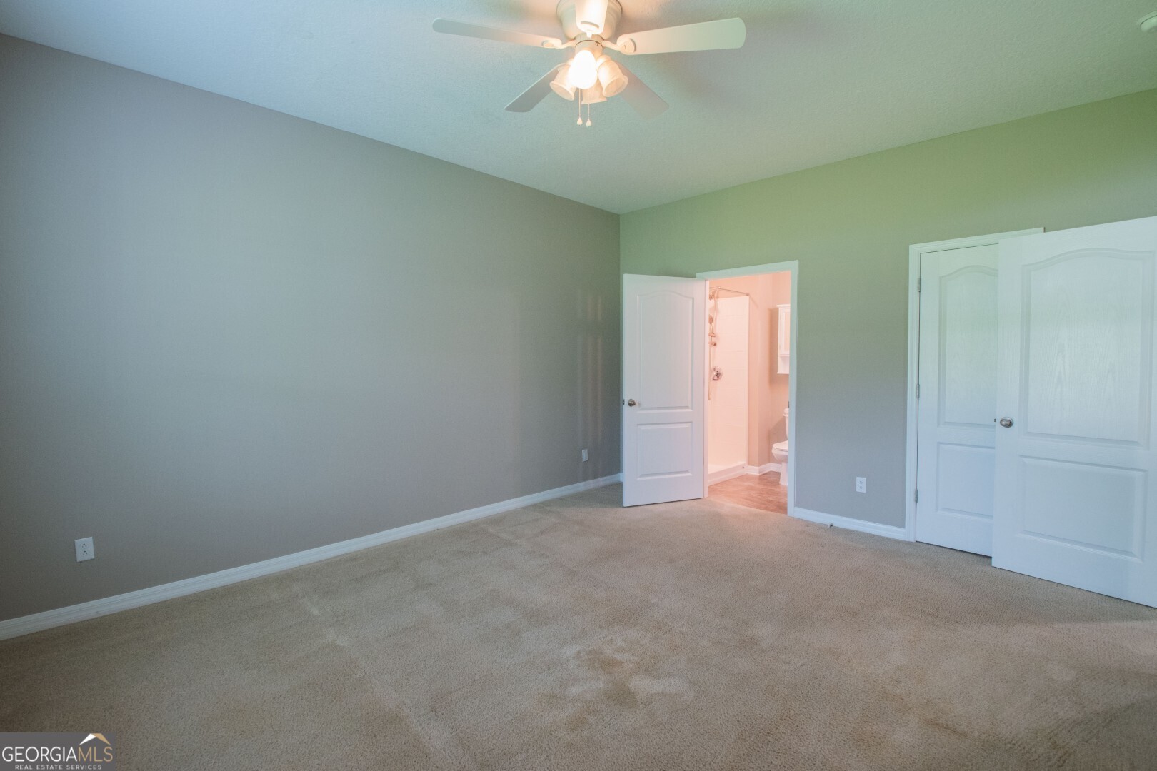 118 Walnut Way