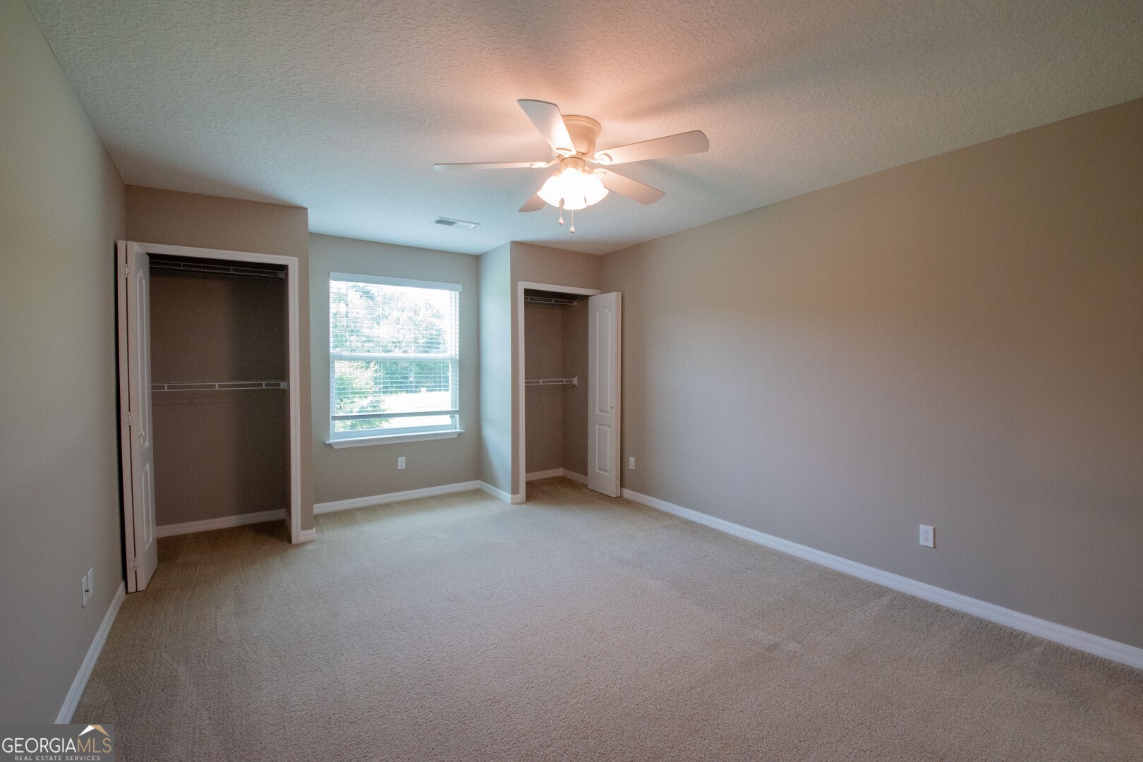 118 Walnut Way