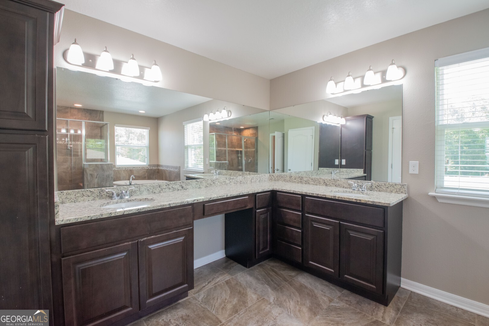 118 Walnut Way