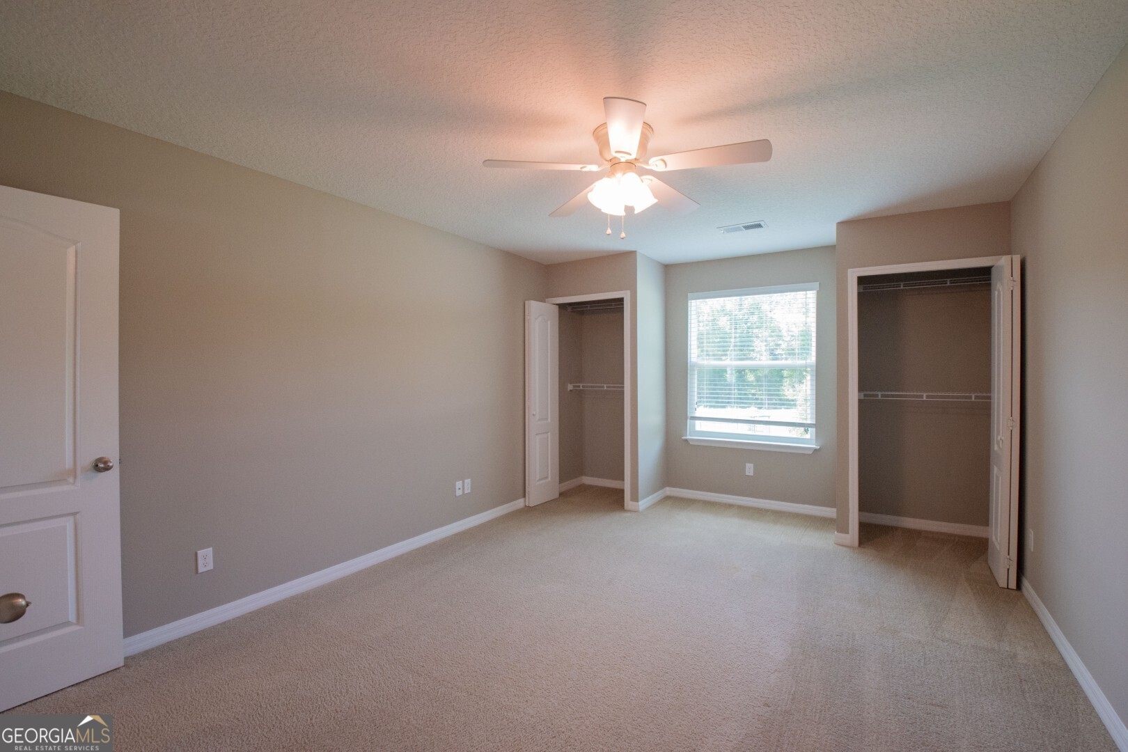 118 Walnut Way